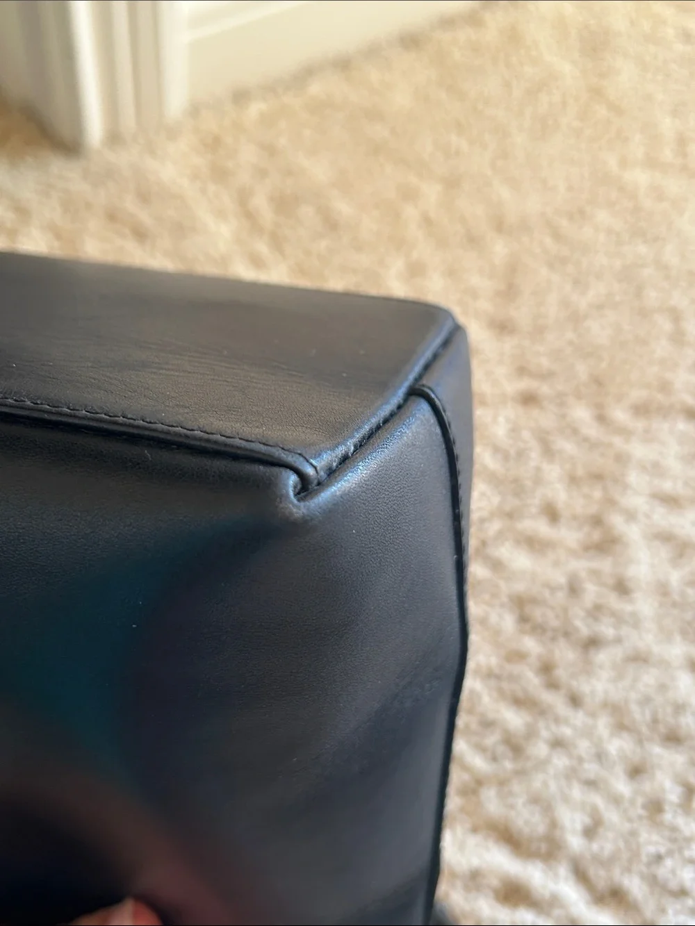 Gucci Bamboo Black Leather Shoulder Bag - Picture 7 of 12